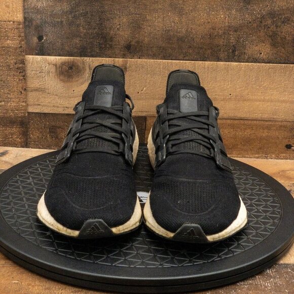 ADIDAS ULTRABOOST 22 MENS ATHLETIC SHOES RUNNING GYM WALKING BLACK LOW SIZE 13 - Picture 2 of 9